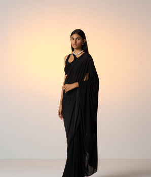 ARMOUR [ Sari Set / Black ]