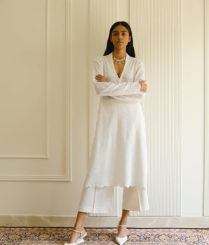 THE FLOWER MOON KURTA [ Ivory ]