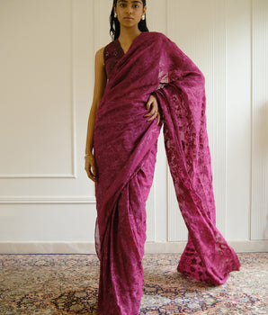 LEH MEADOWS SARI [ WINE ]