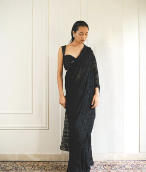 STARRY MEADOWS SARI [ BLACK ]