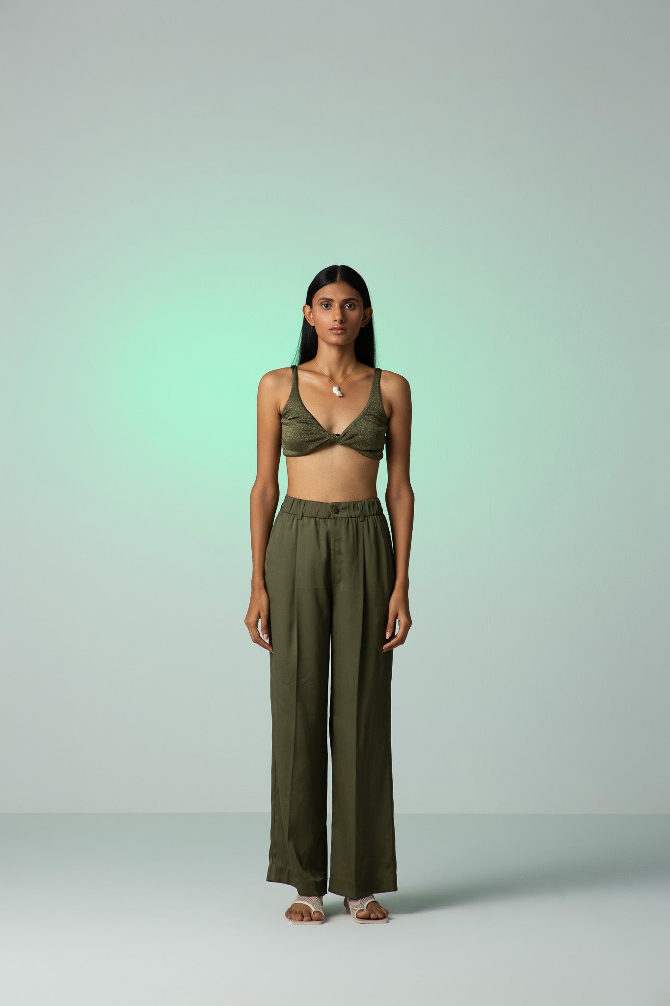TWIST TOP [ Olive ]